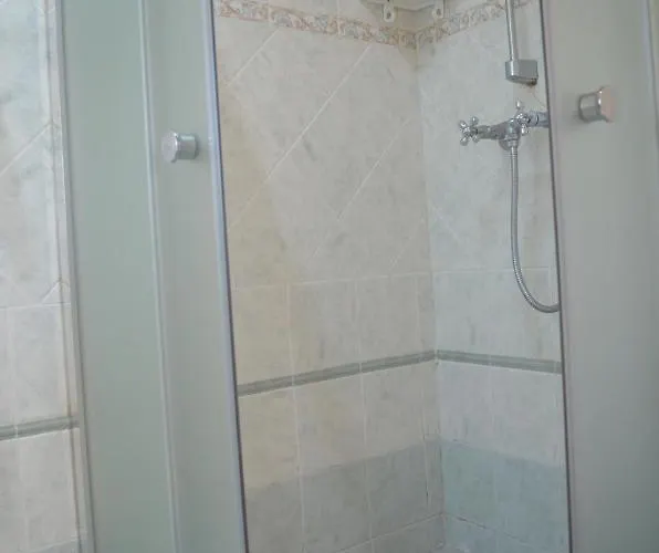 Gazde/Camere de închiriat Casa Montegri *